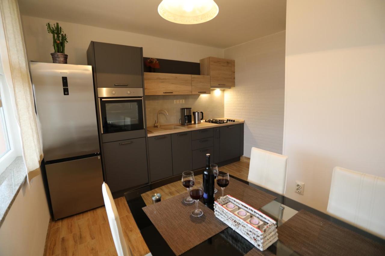 Apartament Apartament Klara-Centar Pula Zewnętrze zdjęcie